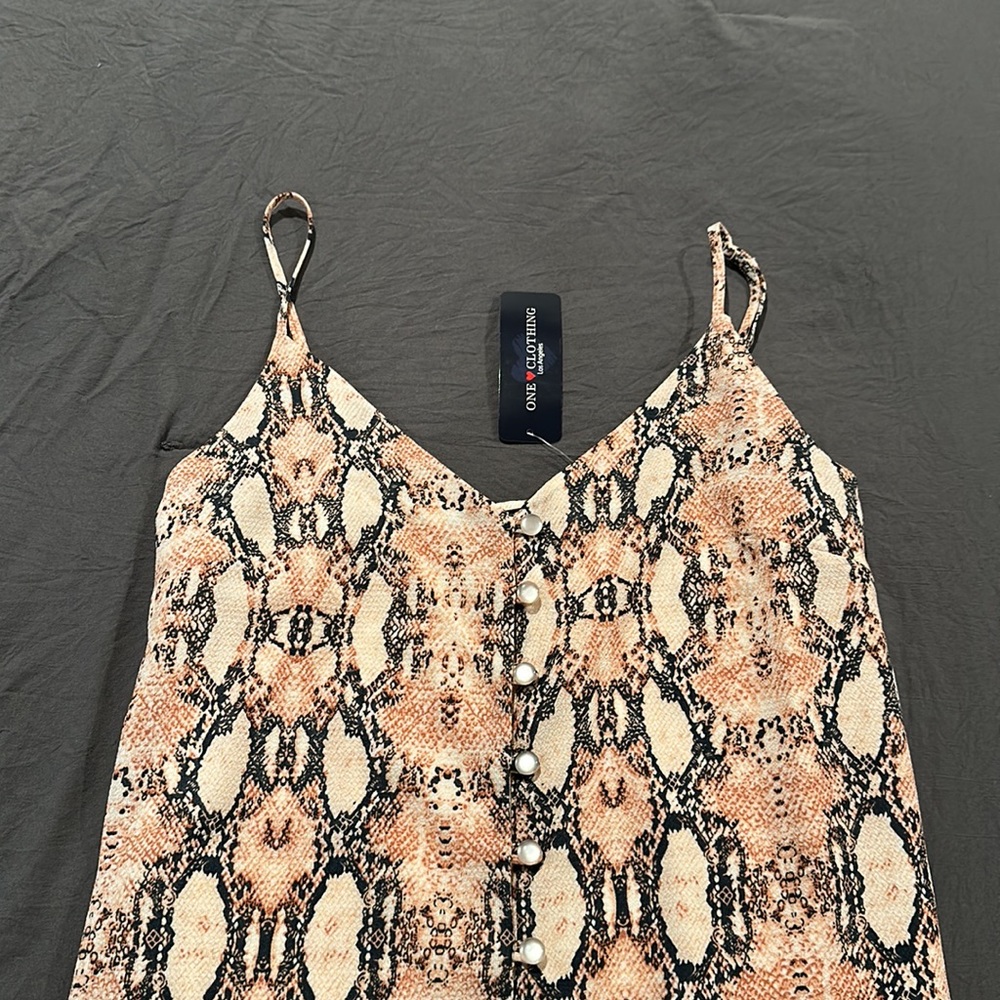 Dress - Picture 2 of 2